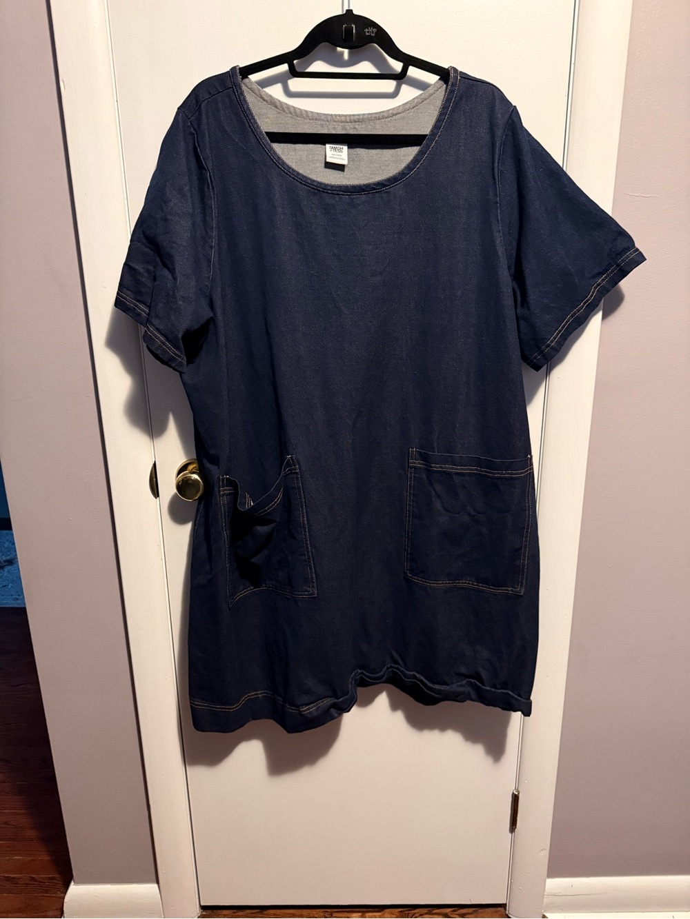 Smash + Tess Navy Scoop-Neck Short Sleeve Pocket Dress